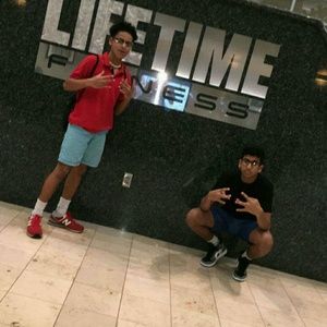 Meet your Posher, Adil